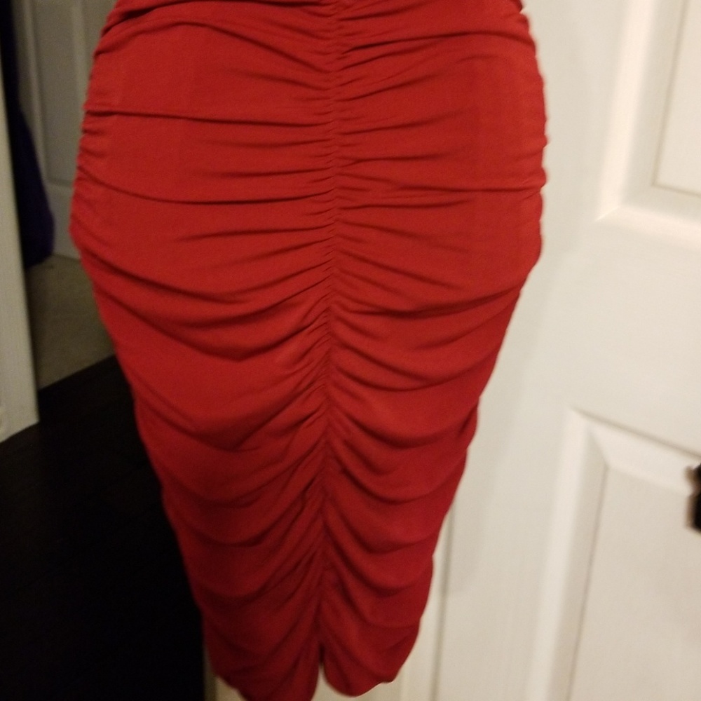 Dress - Picture 2 of 5